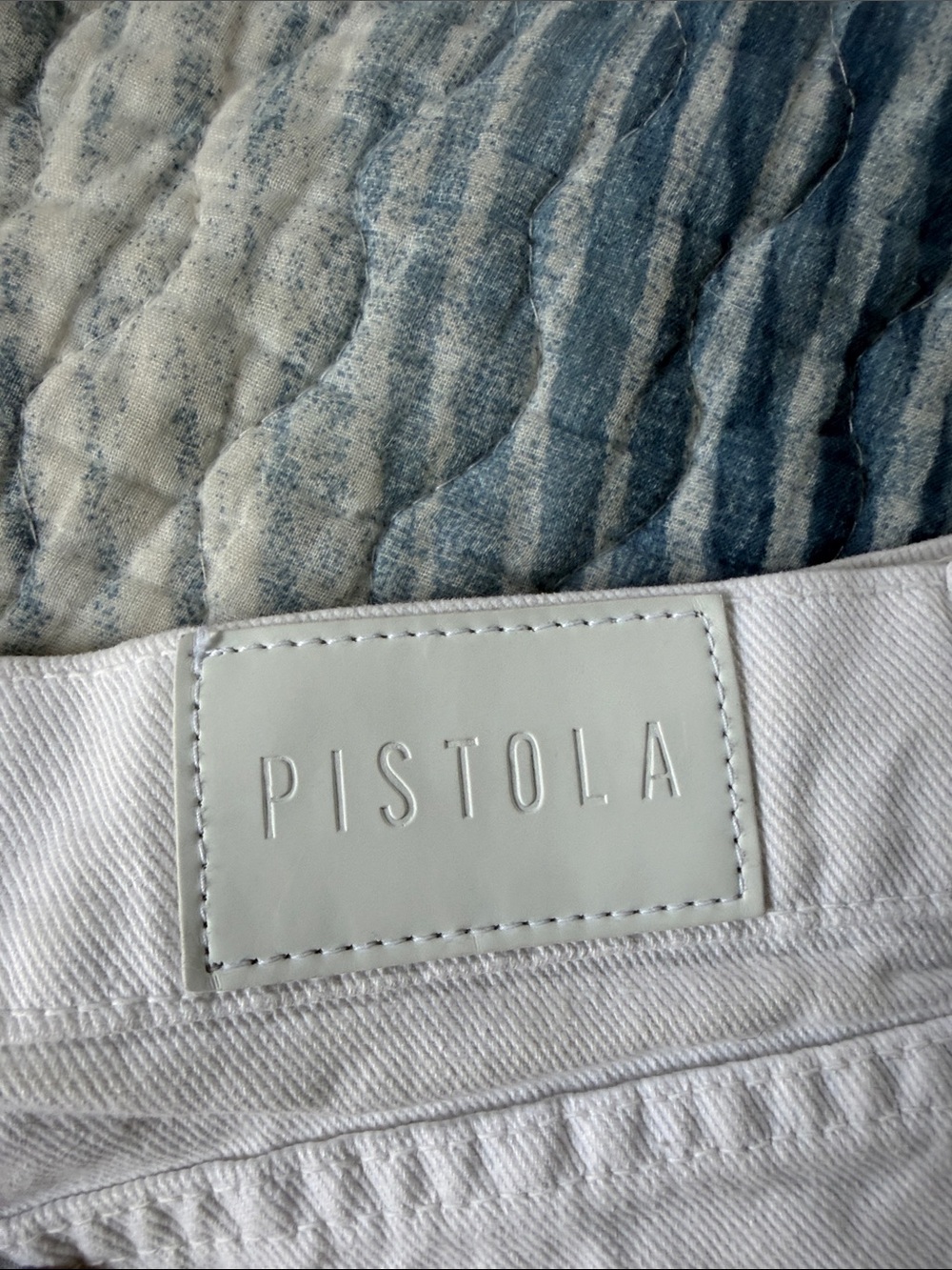 3 pairs of jean shorts -Pistola White sz29 - DL1961 sz 29- American Eagle sz 10 - Picture 7 of 16